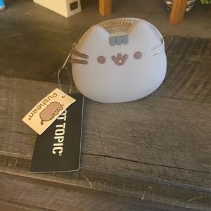 Pusheen cat silicone coin purse hot topic new with tags